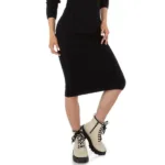 Jupe-Femme-mi-longue-cintree-noir