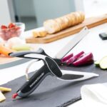 couteau-ciseau-avec-mini-planche-a-decouper-integree-scible-innovagoods_63207